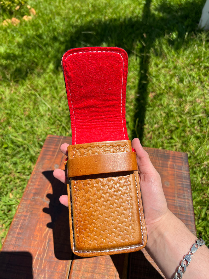 Capa de celular tradicional